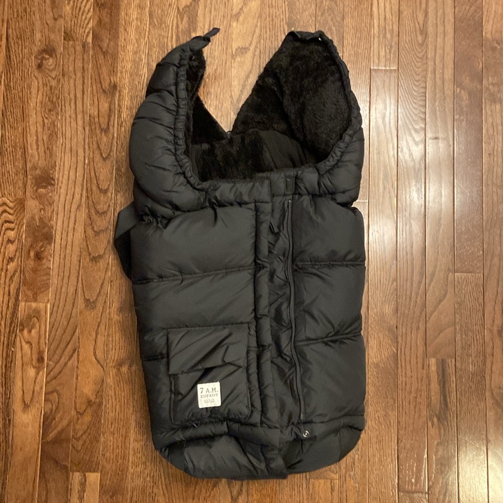7 A.M. ENFANT Blanket 212 evolution Footmuff | Black | Infant-Toddler 6-18 M